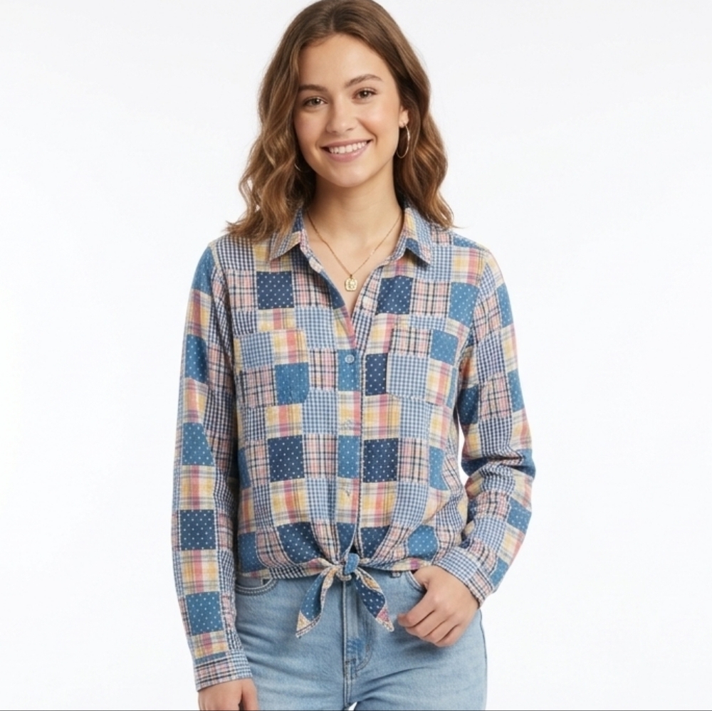 On Blue Button Up Top Patchwork Check Sz Medium Boho Western Farmgirl